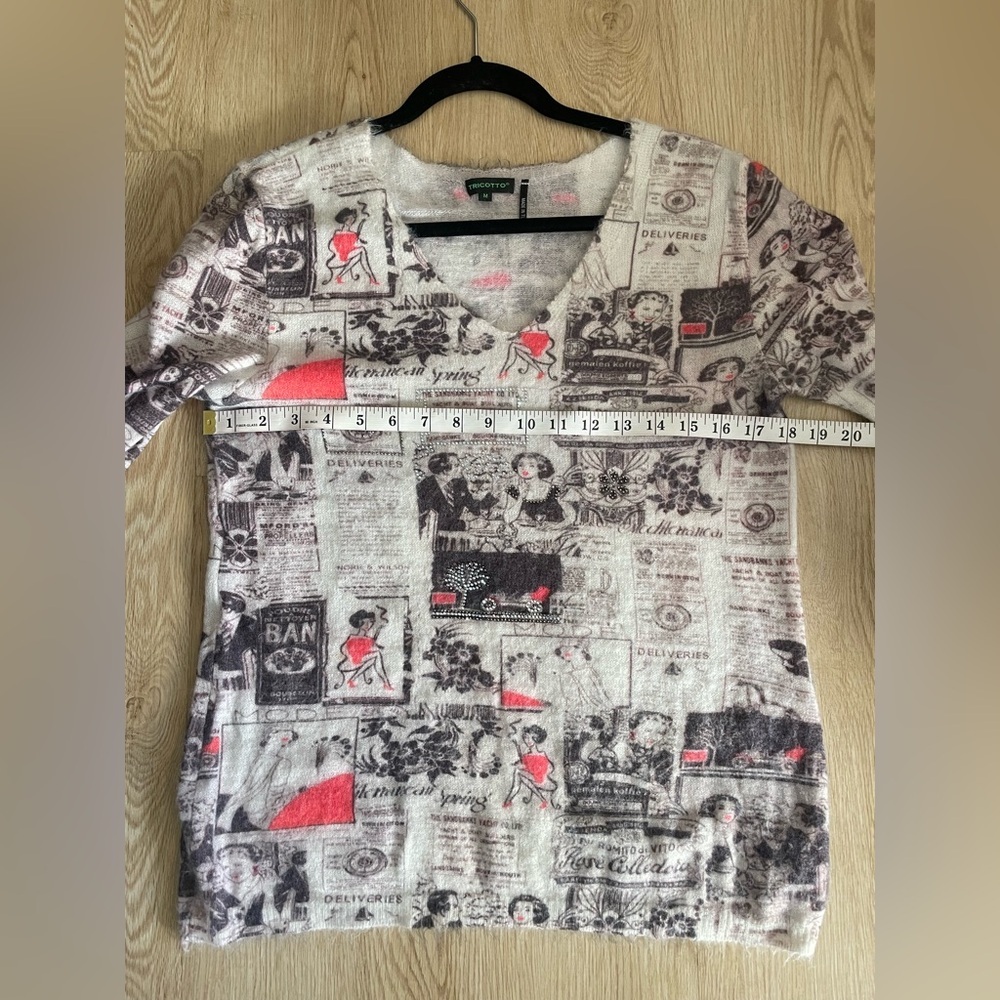 Tricotto M Vintage Newspaper Print Rhinestone V-Neck Sweater Maximalist Art - Picture 9 of 15
